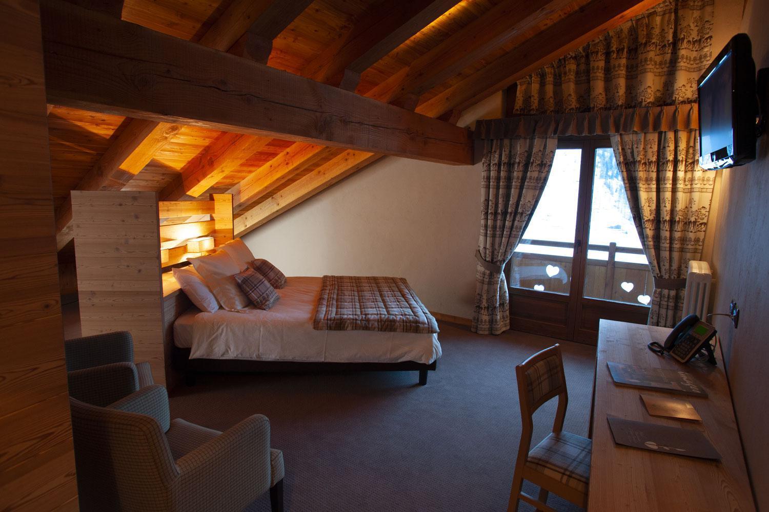 La Madonnina Del Gran Paradiso Wellness Hotel Cogne Zewnętrze zdjęcie